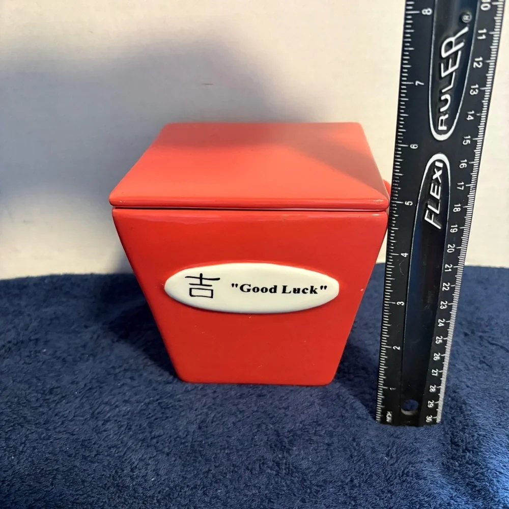 Vtg WCL 5” Ceramic Red Take Out Chinese Asian Food Takeout Box “Good Luck” Decor